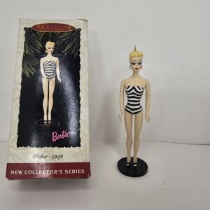 Hallmark Keepsake Ornament 1994 Barbie Debut-1959 Collector's Series